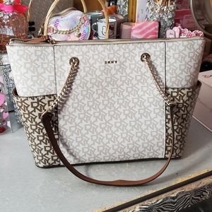 DKNY BAG